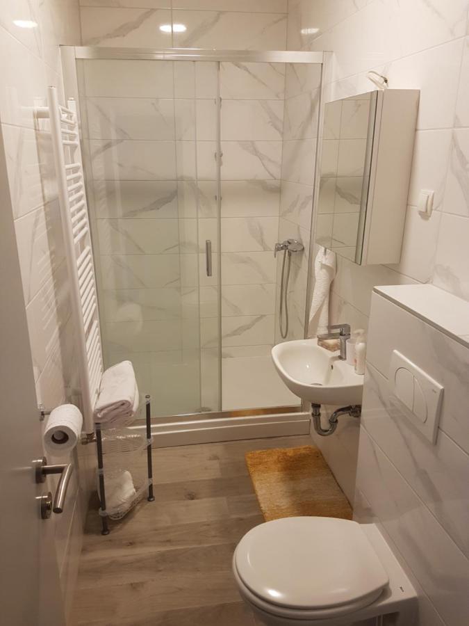 Lake House Zagreb Extérieur photo